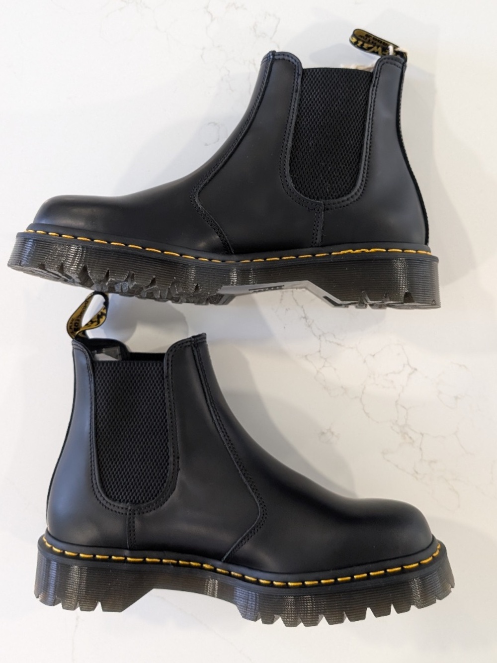DR MARTENS 2976 Bex Chelsea Boots NWOB M10 W11 EU43 Black Smooth Leather